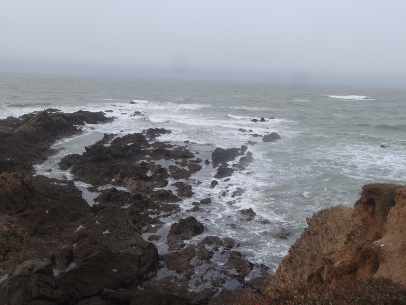 Du gris, du gris, encore du gris sur la Bretagne