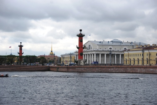 Promenade le long de la Néva à Zaint Petersbourg (photos)