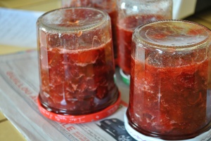 Confiture de fraises-rhubarbes