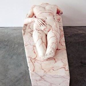Vanessa Beecroft - Living Sculpture  VB70
