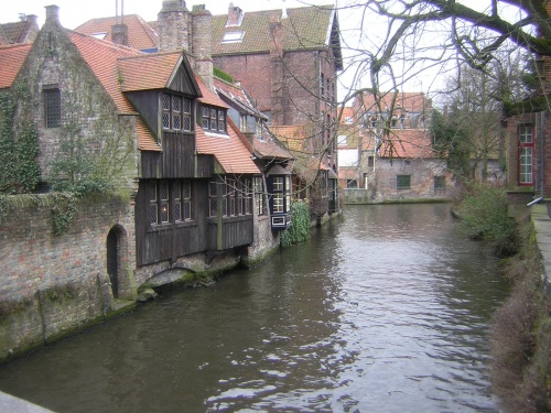 BRUGES, LA VENISE DU NORD