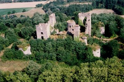 LE CHATEAU DE LAGARDE PRES DE MIREPOIX