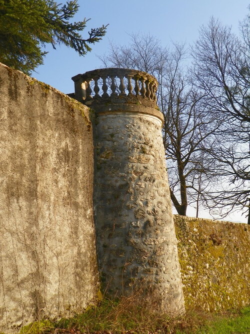 Le château de Montarfier