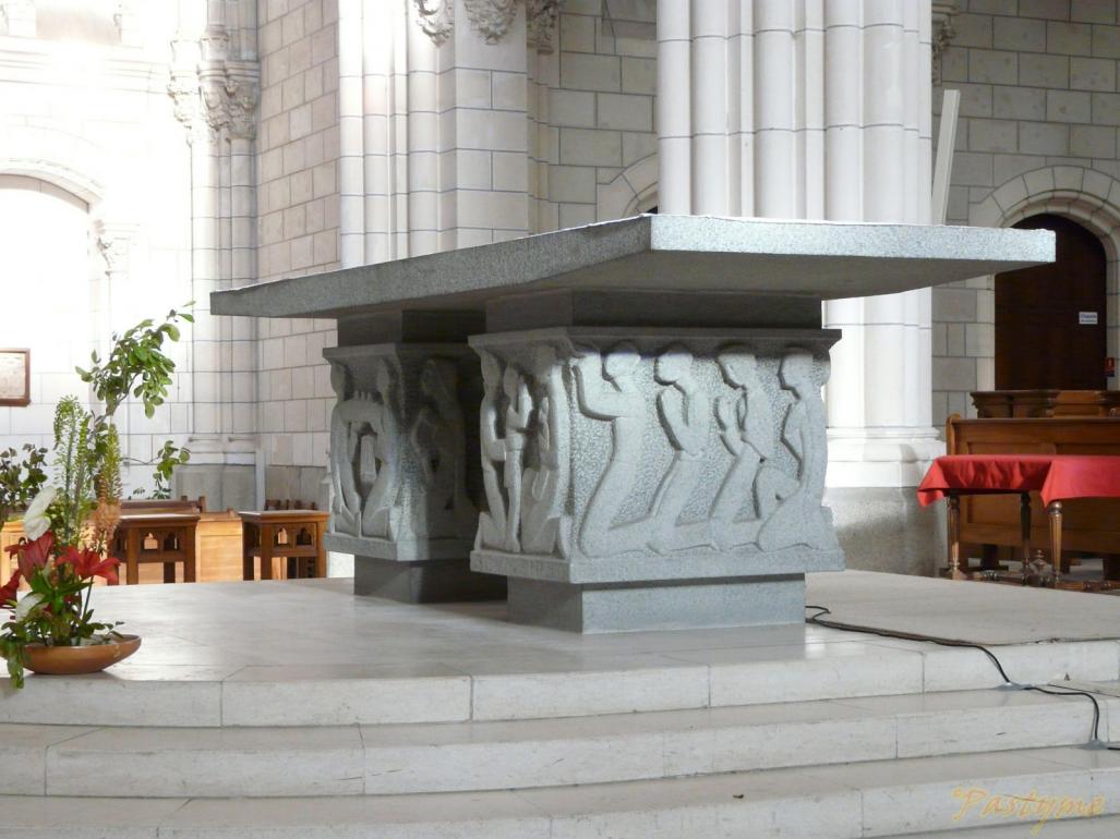 Eglise de Saint Nazaire.....intérieur