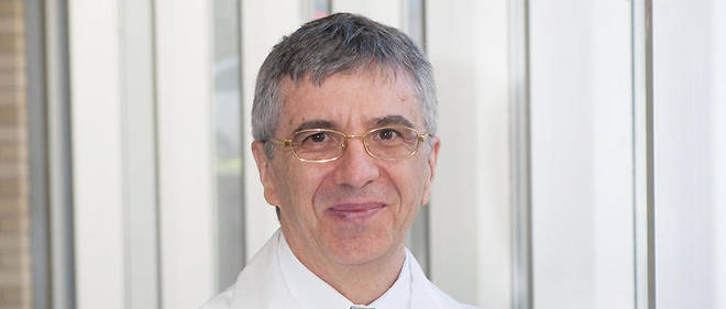 Richard Béliveau est docteur en biochimie, directeur scientifique du laboratoire de médecine moléculaire et de la chaire en prévention et traitement du cancer à l’université  du Québec à Montréal.