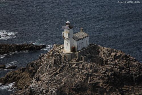 LE PHARE DE TEVENNEC