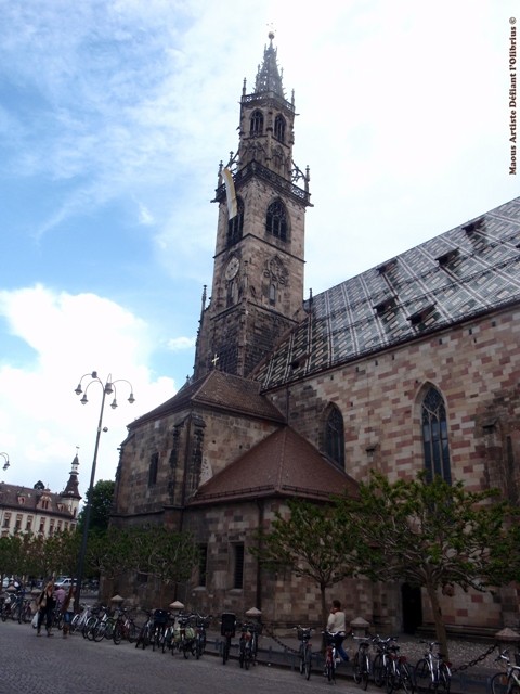 Bolzen---cathedrale-du-diocese-de-Bolzano-Bressanone.JPG