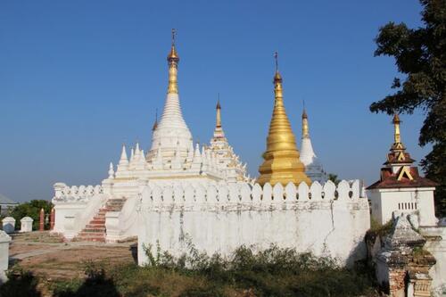 Ava : le monastère Maha Aung Mye Bon Zan