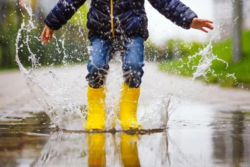 Sous la pluie