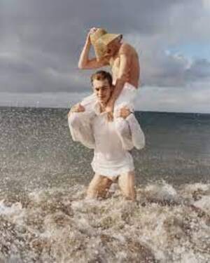 mode fashion mens beaching