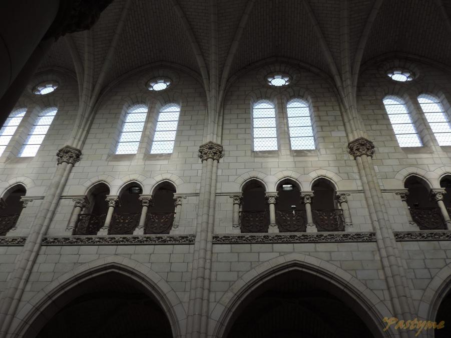 Eglise de Saint Nazaire.....intérieur
