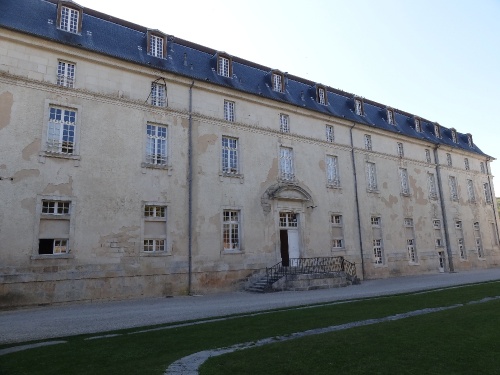 L'abbaye d'Auberive, en Haute-Marne...