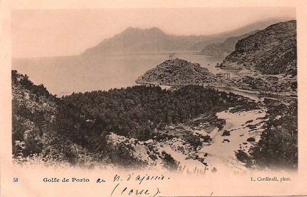 Porto  vu depuis la route d' Ajaccio de 1900 à 1920.