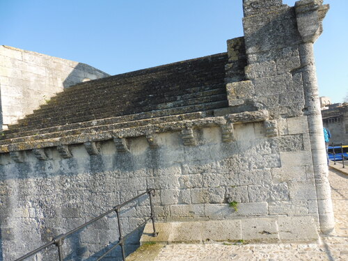 Le Pont St Bénezet en Avignon.