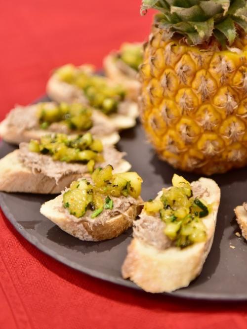 Chutney à l'ananas, courgettes et gingembre