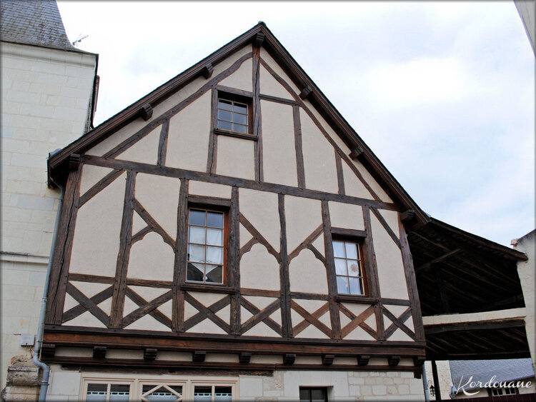 Photo Maison à pan de bois - Montreuil-Bellay