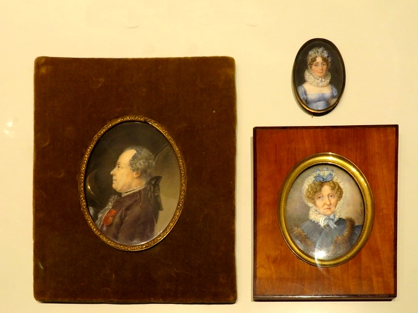 Quelques portraits et souvenirs intimes de la famille d'Auguste Viesse de Marmont, duc de Raguse ont été présentés au Musée du Pays Châtillonnais