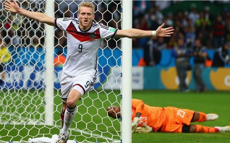 Lundi 30.6.2014 à Porto Alegre Allemagne-EN 2-1 après prolongations