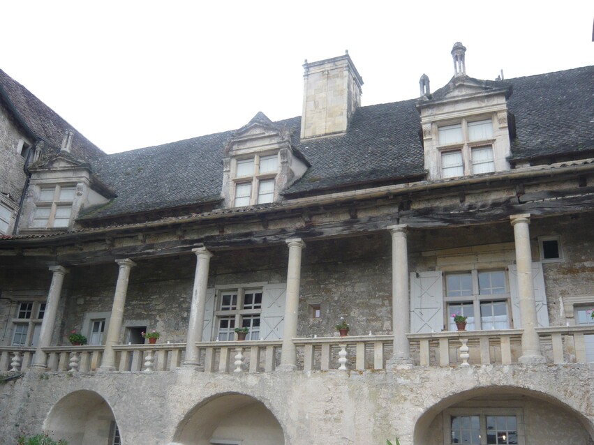 Château de Cénevières (46)