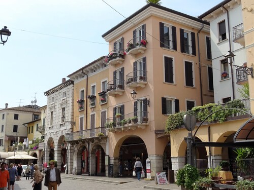 Flânerie dans Desenzano de Garda en Italie (photos)