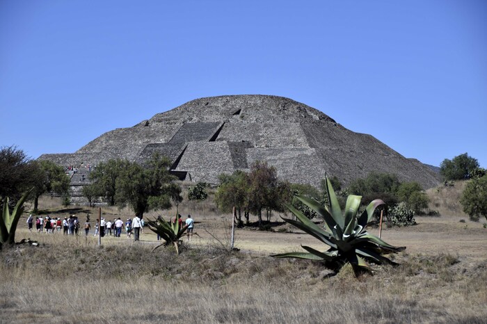 Teotihuacan - La pyramide de la lune