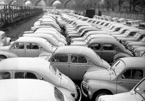 HISTOIRE DE LA 4CV