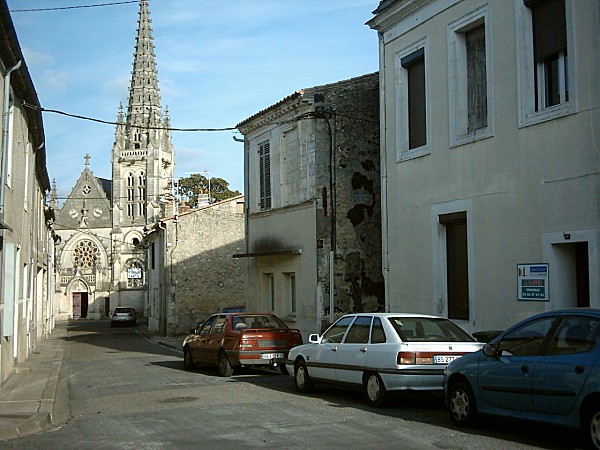 Podensac-Eglise.jpg