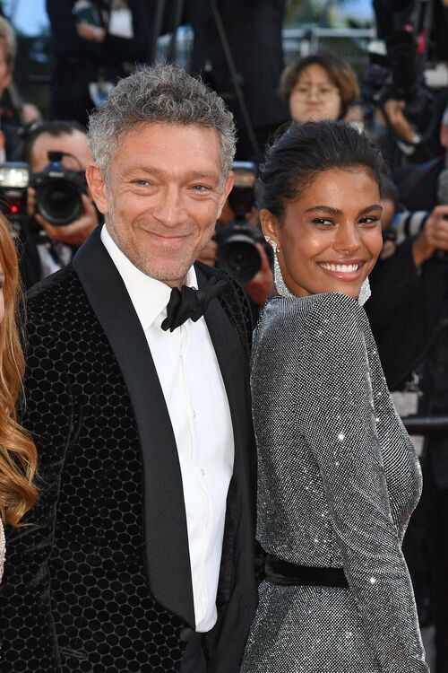 Cannes 2018 : Vincent Cassel et Tina Kunakey complices sur le tapis rouge