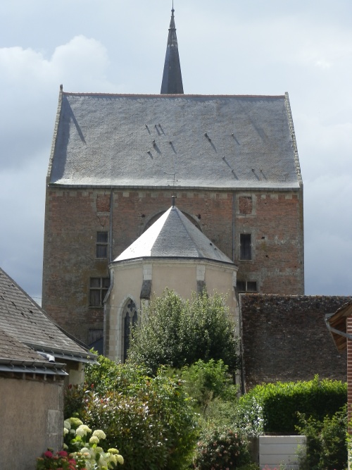 Eglise de Saint-Laurent-en-Gâtines (37)