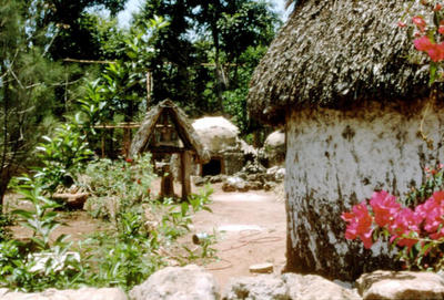 Blog de images-du-pays-des-ours :Images du Pays des Ours (et d'ailleurs ...), Maison Maya au jaguar (Yucatan - Mexique)