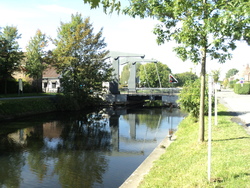  * Le Canal de l'Espierres