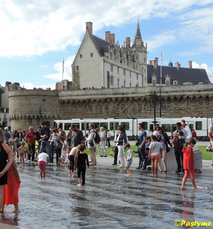 NANTES.....comme à BORDEAUX...