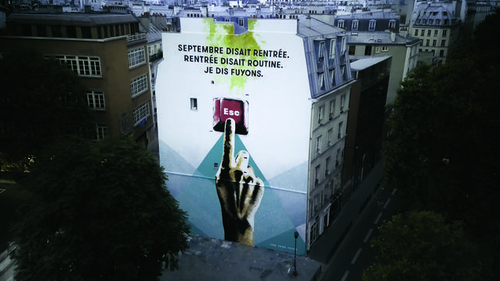 Mathieu Bories, dit "Mateo", a créé cette oeuvre dans le 10e arrondissement parisien pour Seat à l’occasion du lancement de son nouvel SUV urbain, baptisé "Arona". 2017.