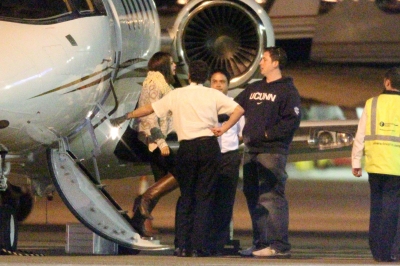 Le 16/07/12 Selena à l'aéroport de Sydney