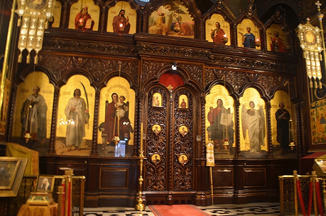 Visite guidée de la Cathédrale Alexandre Nevsky avec Générations 13