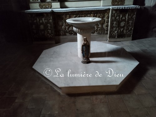 Roquebrune-sur-Argens, l'église Saint Pierre - Saint Paul