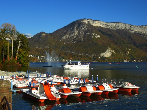       ANNECY,  LA VENISE DES ALPES