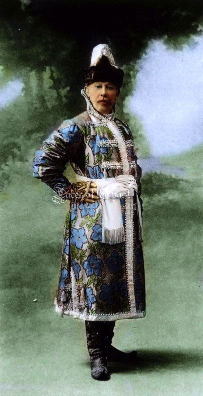 General Evreinov at the Winter Palace Costume Ball of 1903.  by ~VelkokneznaMaria on deviantART: 