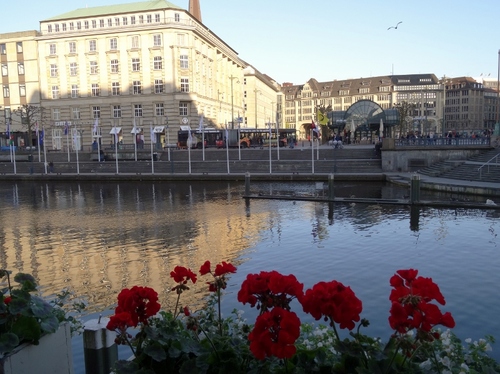 Hambourg: le long du canal Alsterfleet (photos)