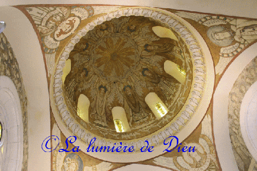 Ars sur Formans, la chapelle du cœur