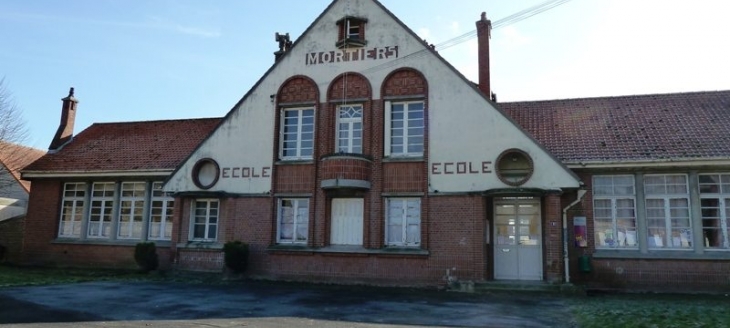 La mairie - Mortiers