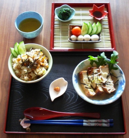 ATSUĀGE (アツアアゲ) - Bloc de tofu frit à apprêter & sauce pour le braisage