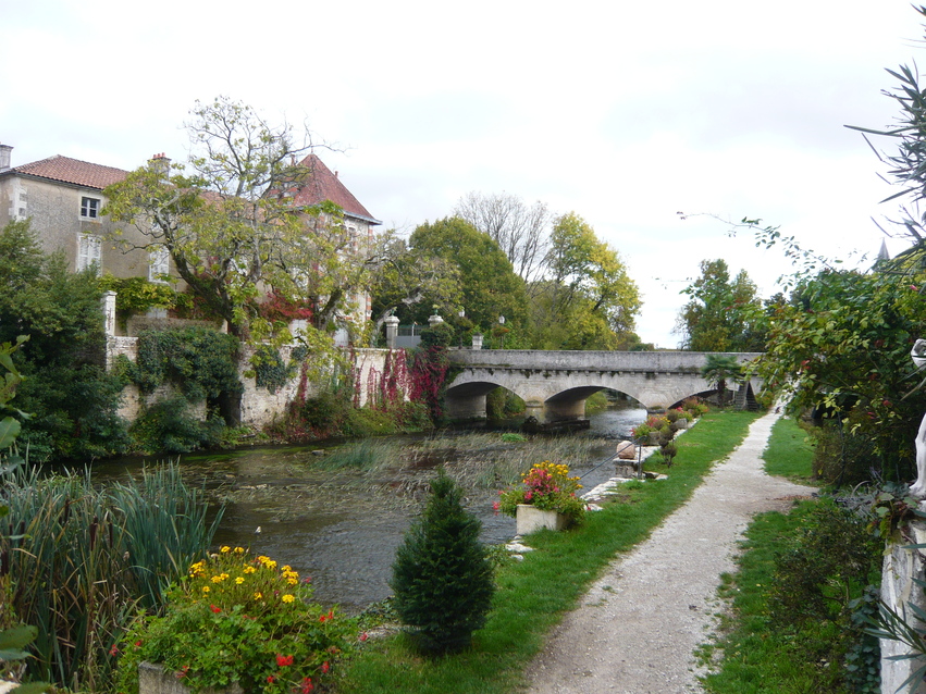 Verteuil-sur-Charente (16)