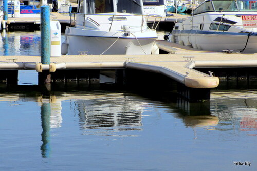 Bateaux et reflets (1)