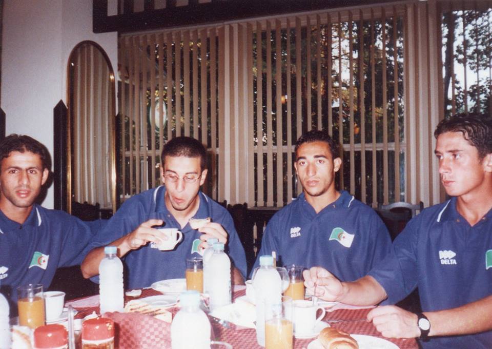 2 au 15.9.2001 EN ESPOIRS au J.M Tunis