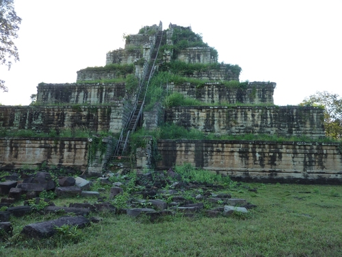 L'ancienne capitale de Koh Ker (Cambodge)