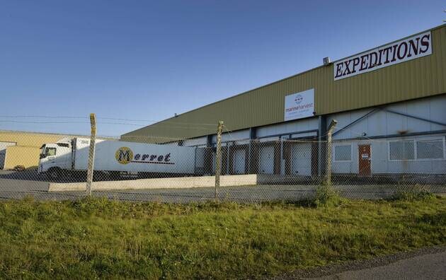 En 2014, Marine Harvest Kritsen avait fermé son usine de Poullaouen qui employait près de 180 employés en CDI.