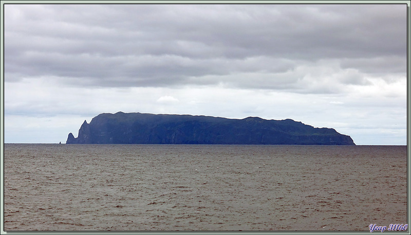 Nous quittons Nightingale Island pour nous diriger vers Inaccessible Island - Tristan da Cunha