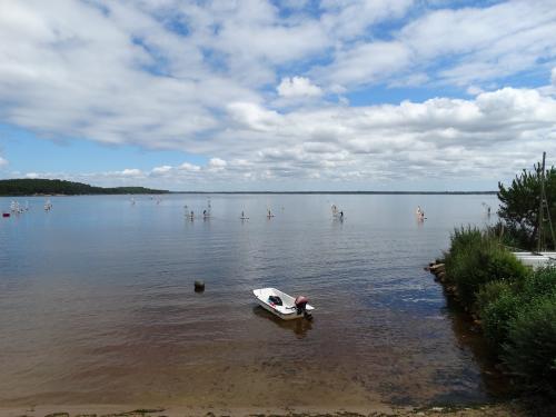 Belle journée d'été sur le lac de Lacanau...