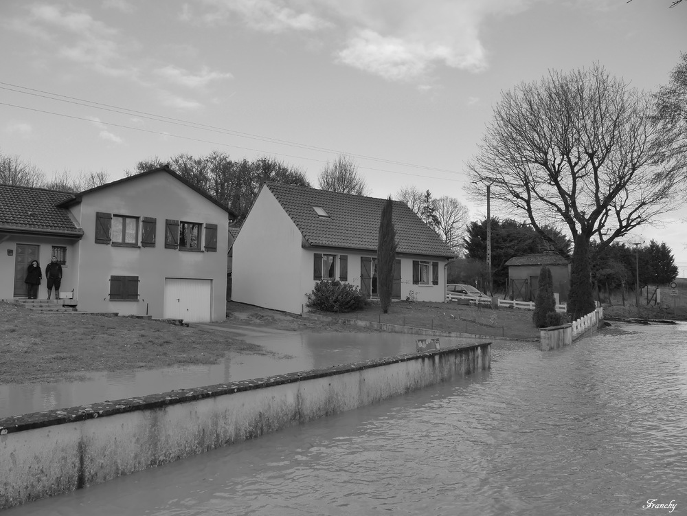 Inondations à Montoy Flanville